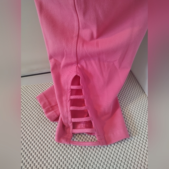 Terra & Sky Women's Plus Size 4X (28W-30W) Capri Ladder Legging NWT Blush Pink - Picture 7 of 7